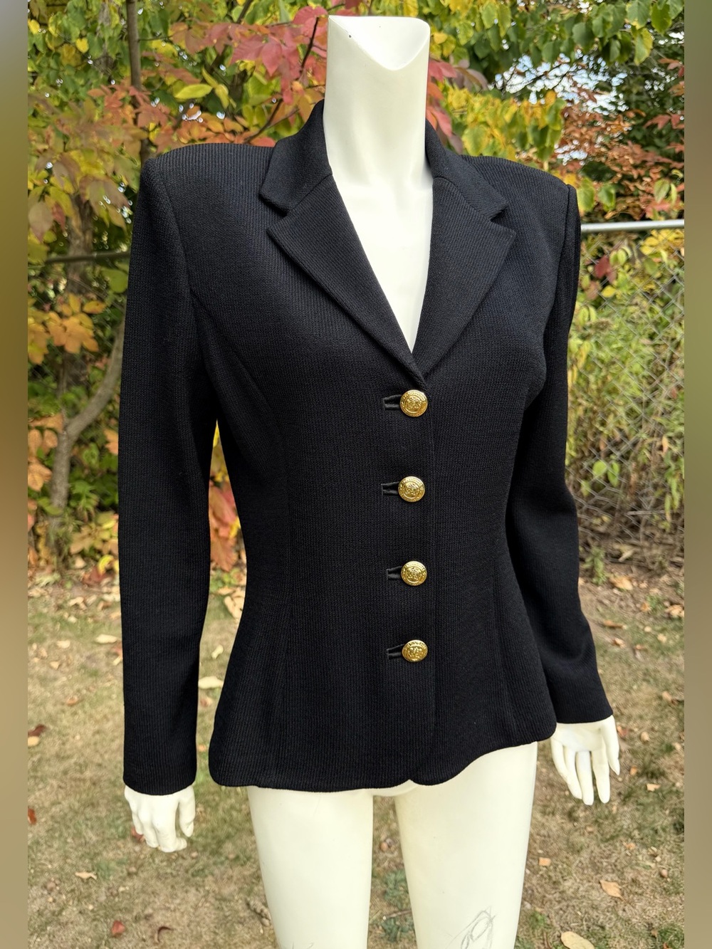 St. John Basics Jacket Black Santana Knit Gold Buttons Tag Size 10 Blazer